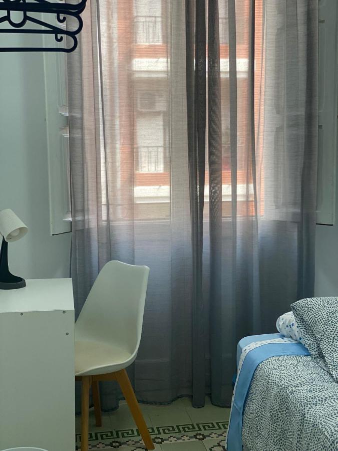 Rooms In La Petxina Valencia In Shared Apartment Exterior foto